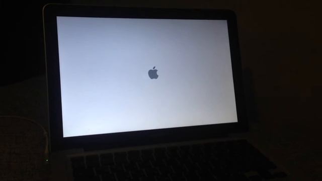 MacBook Pro 13.3 on stock hdd boot