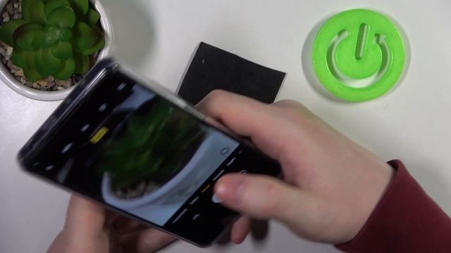 How to Take Macro Photos on a REDMI Note 12 Pro - Enter the Macro Camera Mode