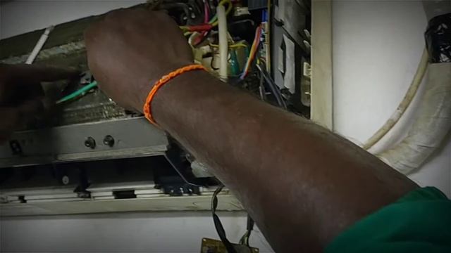 LG Split AC PCB board installation. //How to install PCB board in LG Split AC 1.5,TOn