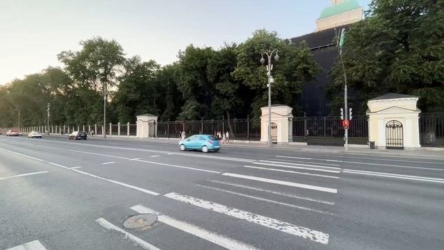 Moskva River Boat Cruise in MOSCOW Russia. From Kiev Railway Station to Kremlin. LIVE