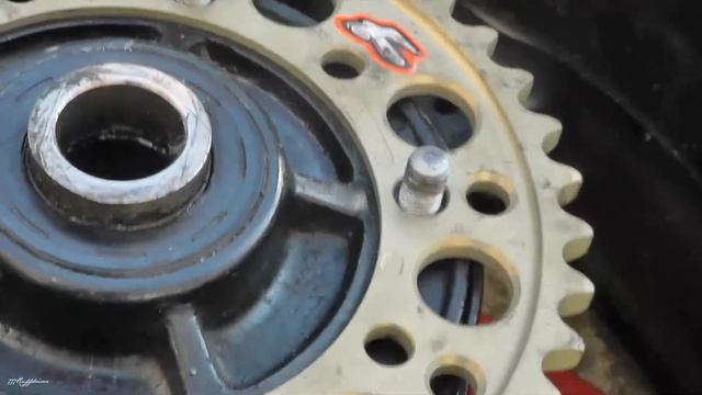 SUZUKI GSXR 1000 K5 HOW TO FIT A REAR SPROCKET
