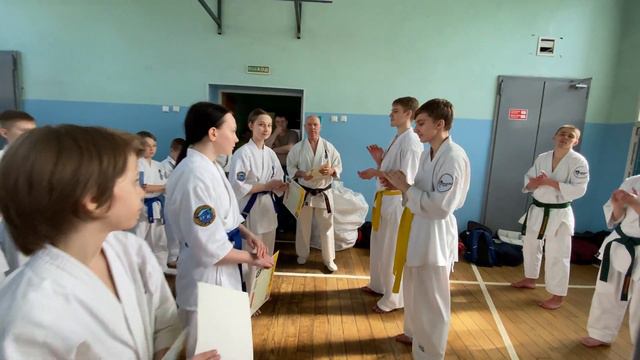 Вручение спортсменам сертификатов на пояса Кёкусинкай карате   Экзамен на пояса 12.05.24 г. Мурманск