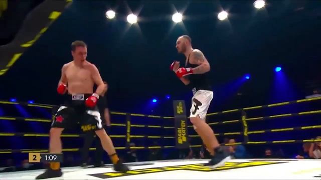 Корней Тарасов цепной пёс VS Типси тип