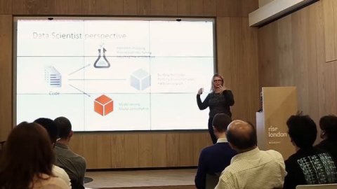 Tensorflow London: Barbara Fusinska 'Hassle Free, Scalable, Machine Learning with Kubeflow'