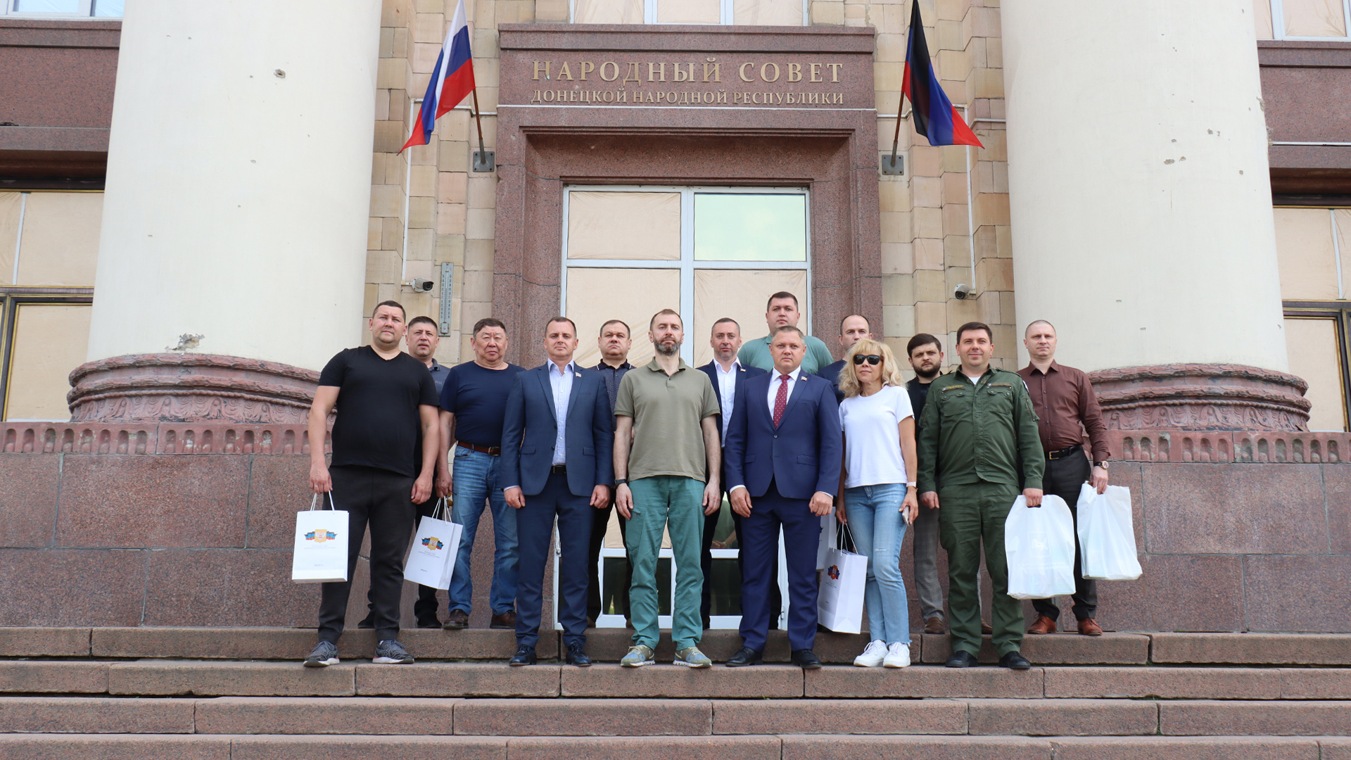 Парламентарии из Иркутской области посетили ДНР