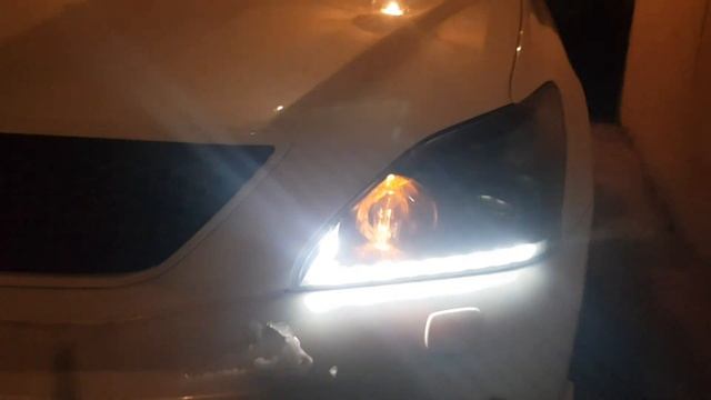 Тюнинг фар / единственный экземпляр на Lexus RX400h /  ДХО + поворотники / черные маски