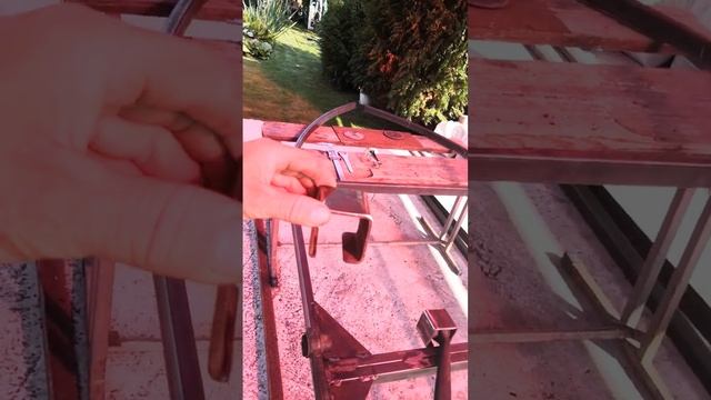 Тележка для лодки ПВХ. Основной каркас сварен из трубы 20на40на1.5