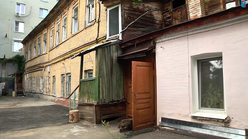 "Разрушается на глазах": жители дома на Чапаевской в Самаре борются за комфорт и безопасность