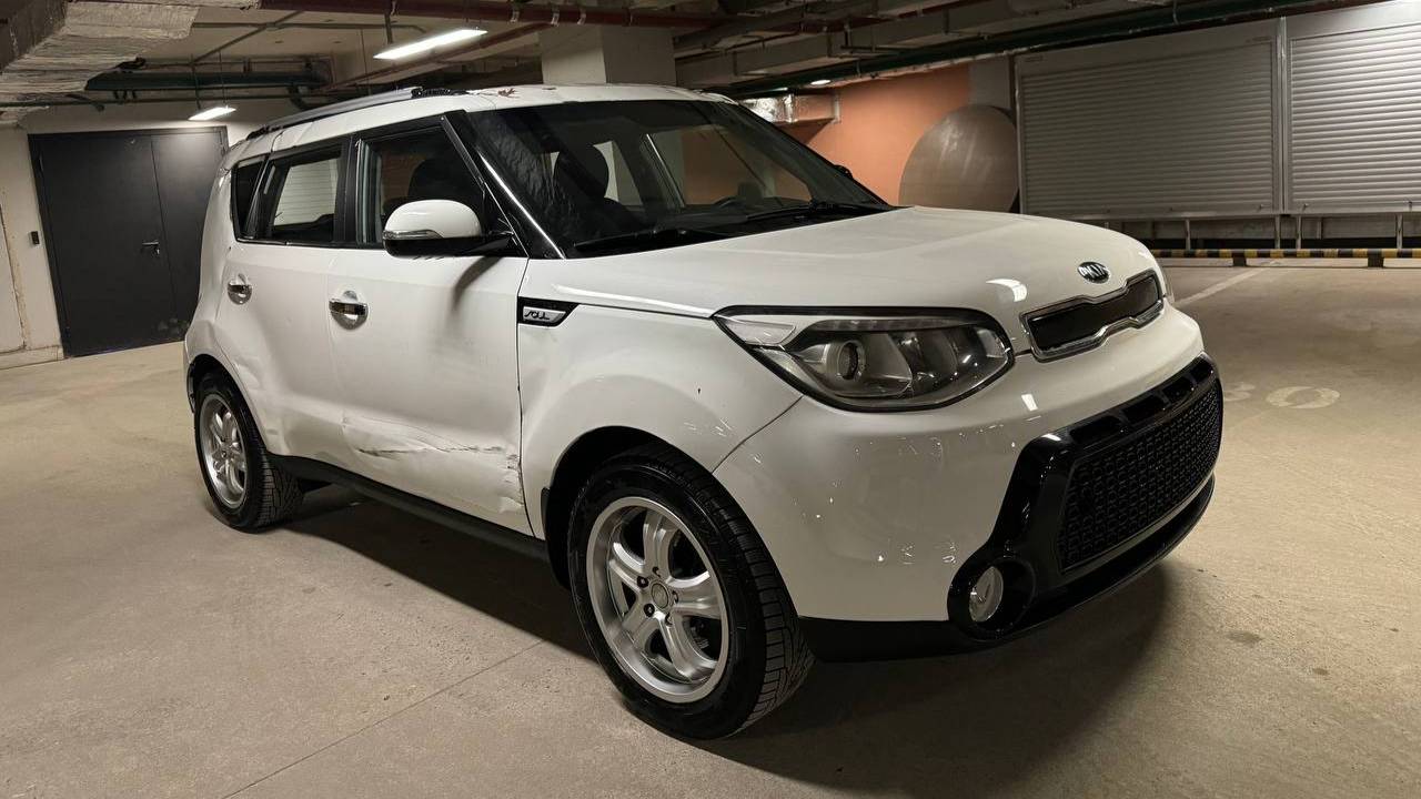 Kia Soul; 1,6 AT; 2016; Белый