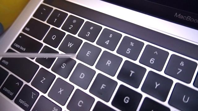 HOW TO CLEAN BUTTERFLY KEYBOARD ON MACBOOK PRO TOUCH BAR 2019 2020