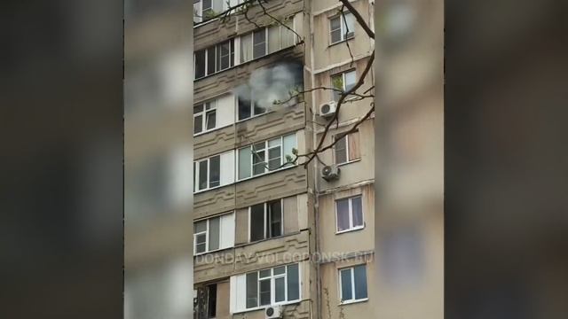 В многоквартирном доме Волгодонска сгорел балкон