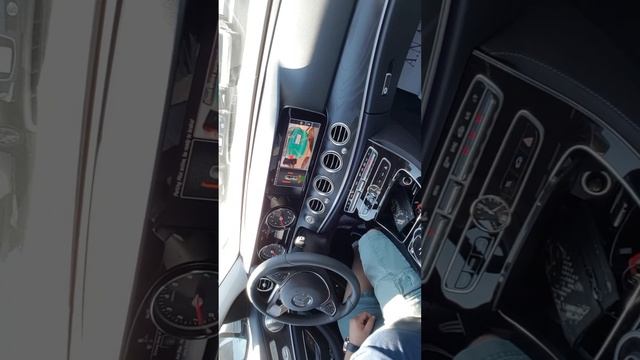 Mercedes Benz New E-Class Auto Parking Pilot Test