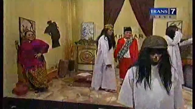 Opera Van Java - 373 Sundel Bocor