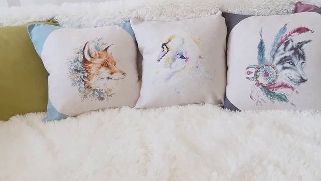 Оформленные подушки от Luca-S. Волк, лебедь и лиса/ Natashka Embroidery