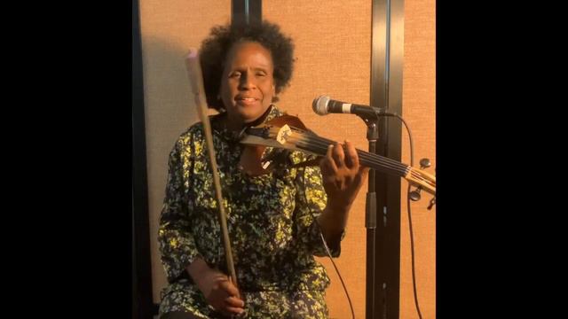 Play it Back with violinist & singer Nicole Yarling (Pt2 of 2)