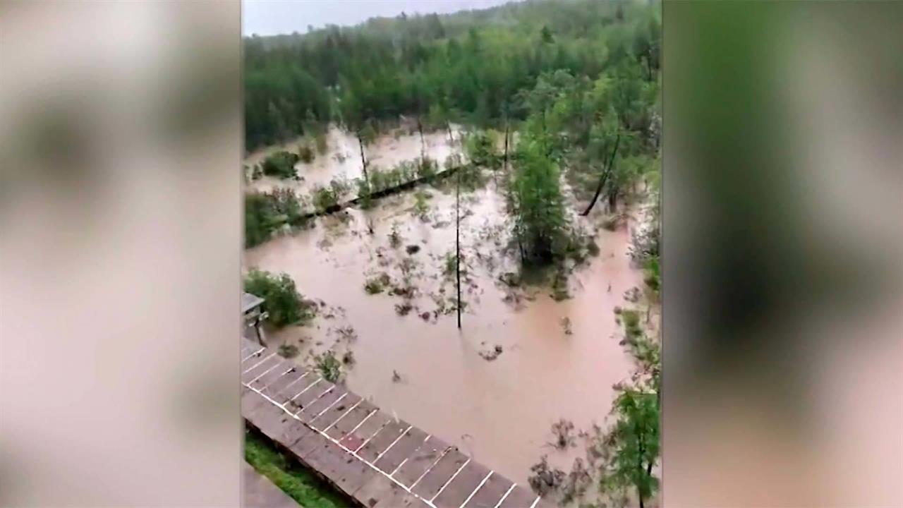 На Чукотке из-за паводка пришлось эвакуировать жителей