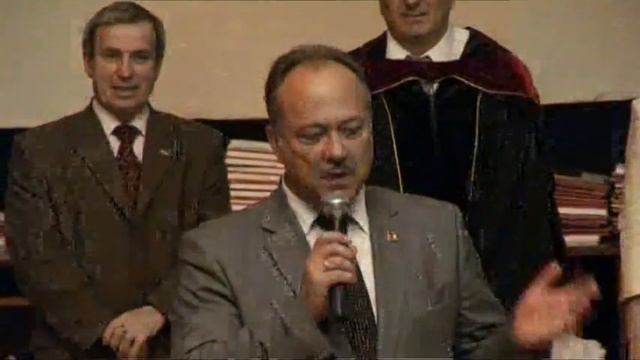 вручение красных дипломов МГСУ 2008 год (часть1)