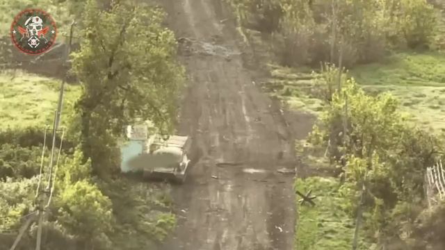 Horrifying Moment! How Ukrainian DJI Mavic drone drop grenades on Russian soldiers hideouts
