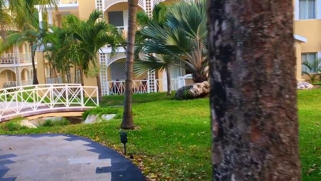 Royal Hideaway Playacar in Mexico: Walk through of the property