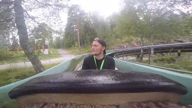 Tusenfryd - Tømmerrenna - full ride - Norway - Log Flume