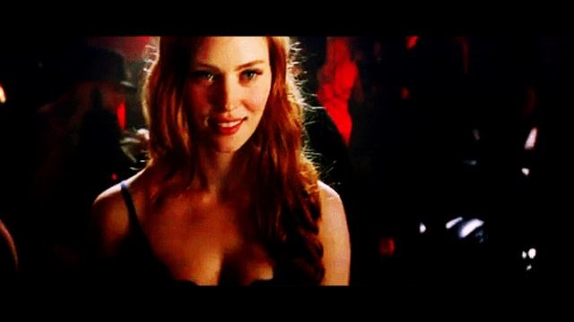 Deborah Ann Woll Sideboob Shower Sexy Scenes Daredevil 3