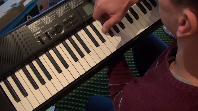Обзор синтезатор синтезатор casio ctk 1150. РАЗЖИГАЕМ КАМИН 