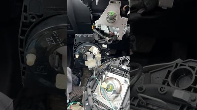 Замена шлейф рулевого управления Ниссан  кашкай автоэлектрик