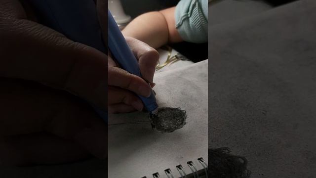 рисую вишню гиперреализм карандашом ?