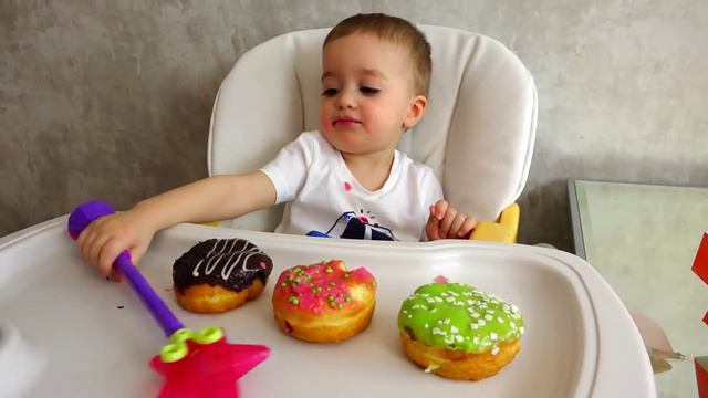 Bad Baby Вредные Детки Гигантские Пончики Донаты Giant Donut Cupcake & Cookie Lunch Food Fight
