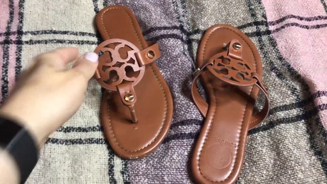 Tory Burch Women's Miller Thong Sandals Review, Luxuriously Comfy Sandals! Love The Design!
