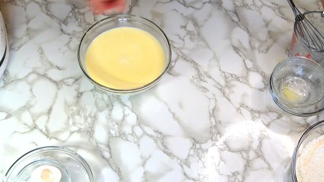 Como fazer um WAFFLE delicioso,  crocante por fora,  macio por dentro  e super facil e rapido