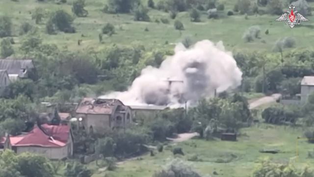 Расчеты САУ «Гвоздика» нанесли удары по опорным пунктам ВСУ на Донецком направлении