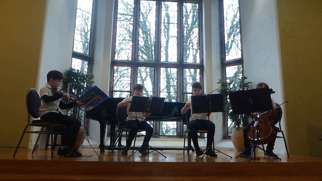 mozart minuet and trio