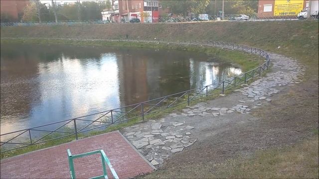 Пруд Девичьи слёзы в Ленинском районе Челябинска.  Сентябрь 2021 г.