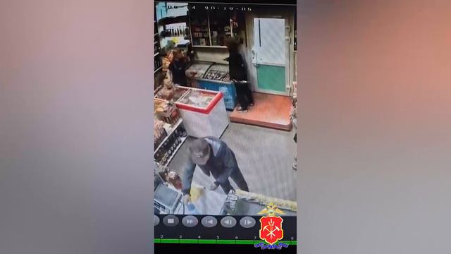 Прокопьевские полицейские задержали рецидивиста, ограбившего продуктовый магазин