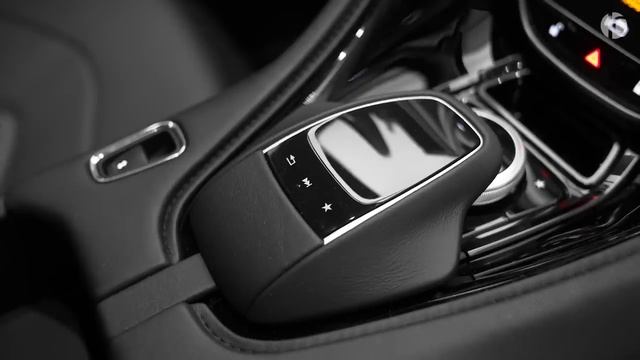 2021 Aston Martin DBS Superleggera - Brutal Coupe!