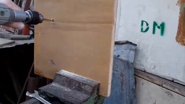 Тест набора фрезерных сверл ручной дрелью в мастерской заказанных из Китая с Алиэкспресс