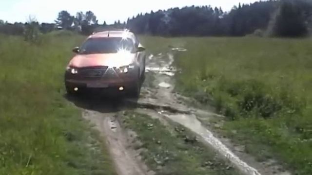Infiniti FX offroad