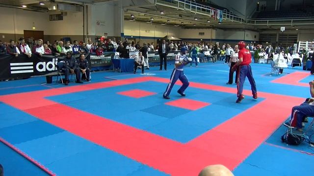 Elijah Everill GB V Vrezh Petrosian RUS WAKO World Championships 2017