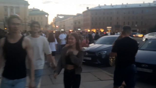 ПИТЕР ГЛАЗАМИ МОСКВИЧА Прогулка vlog по ночному городу в Санкт-Петербурге влог в центре города летом