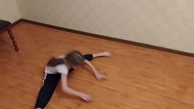 Колесо, прыжок и кувырок