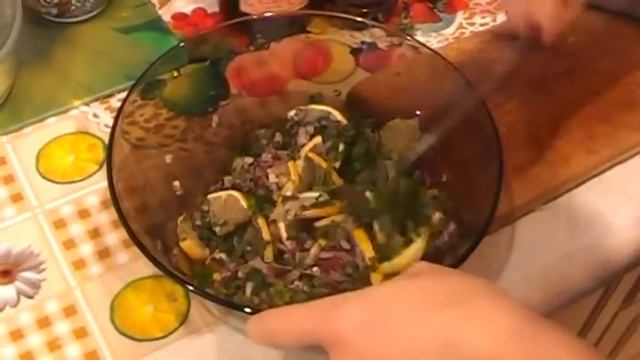 Мидии в божоле и чаше Евпатия.