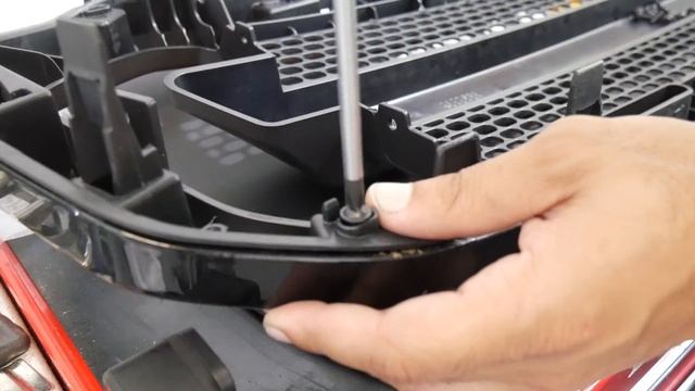 Installing The RTR Grille W/ LED Lights (19-23 Ranger - All)