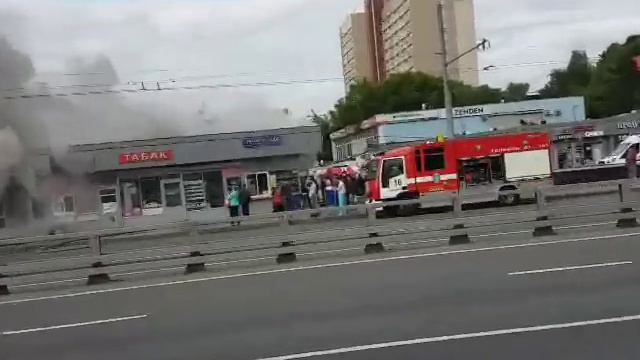 Пожар ларьков у м. Рязанский пр. 1.06.2018, 6.30 утра.