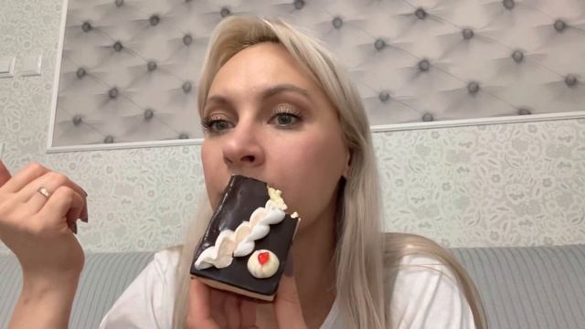 Мой день)) Аромат дня. Быстры макияж для съёмки видео.