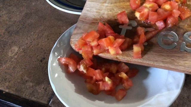 Filete De Curvina Con Recaudo De Tomate Y Camarón 🐟🍤