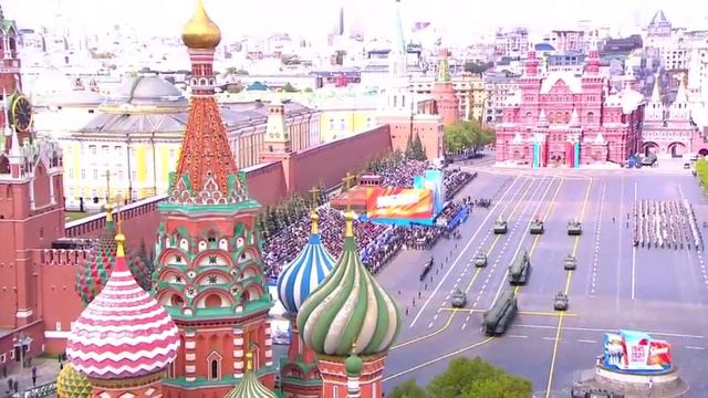 ⚡️ Колесные бронетранспортеры завершили прохождение военной техники по Красной площади