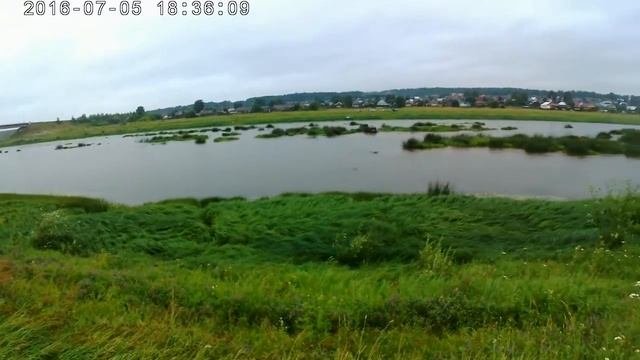О том, как  парни из города Советск Пижму вброд переезжали.
