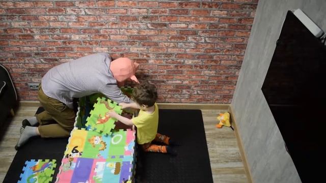 РАЗВИВАЮЩИЕ ИГРЫ ДЛЯ ДЕТЕЙ! Ярик и Папа Свин строят автомобиль СВОИМИ РУКАМИ!
