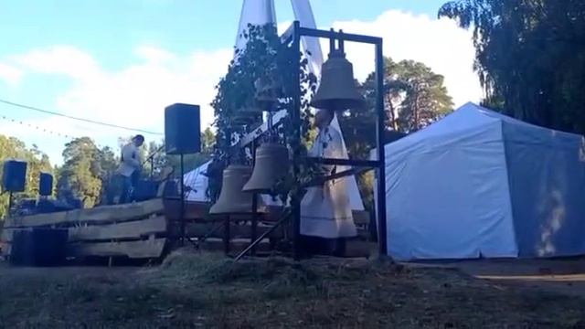 Фестиваль колокольного звона в Раменском , в Подмосковье . Славьте Господа , ибо Он Благ !
